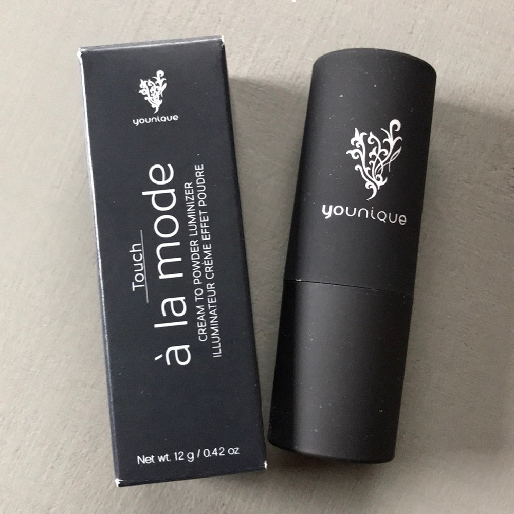 Younique Touch A La Mode Benevolent NIB